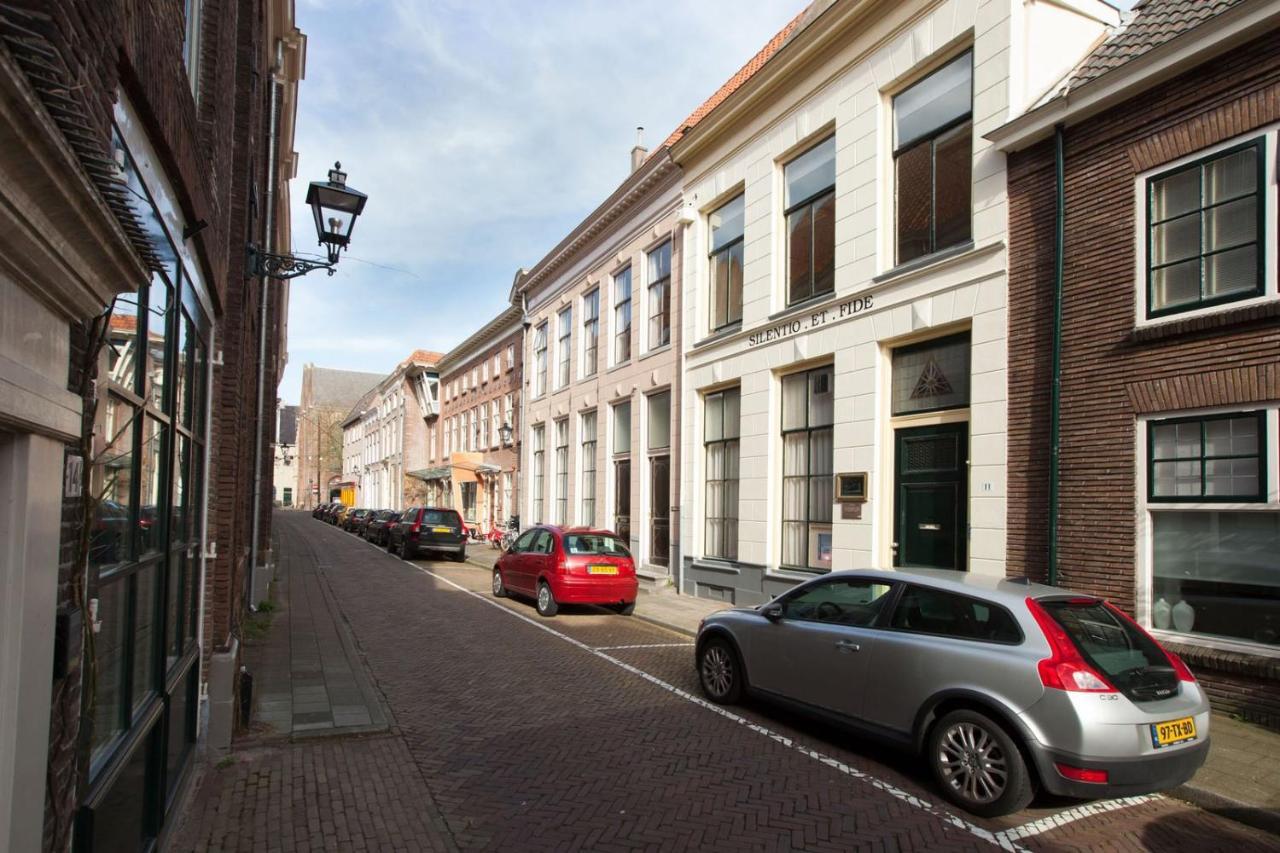 Ferienwohnung Stadslogement Bij De Sassenpoort Zwolle  Exterior foto