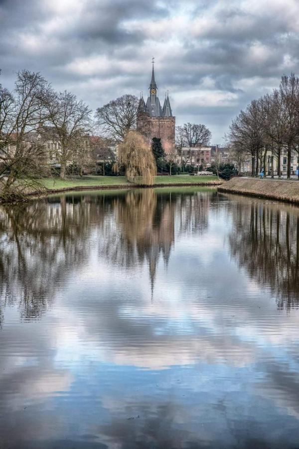 Ferienwohnung Stadslogement Bij De Sassenpoort Zwolle  Exterior foto